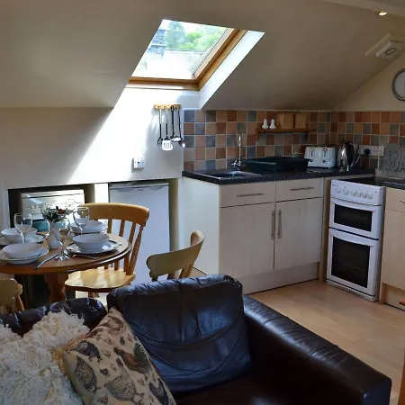 Holiday home The Roost